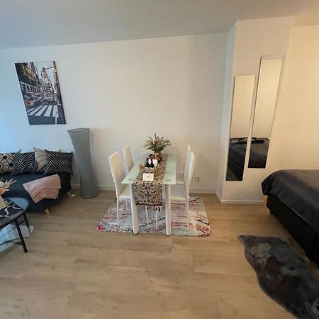 Gemuetliche, Moderne Wohnung Fuer 2-4 Personen Hamburg Exterior photo