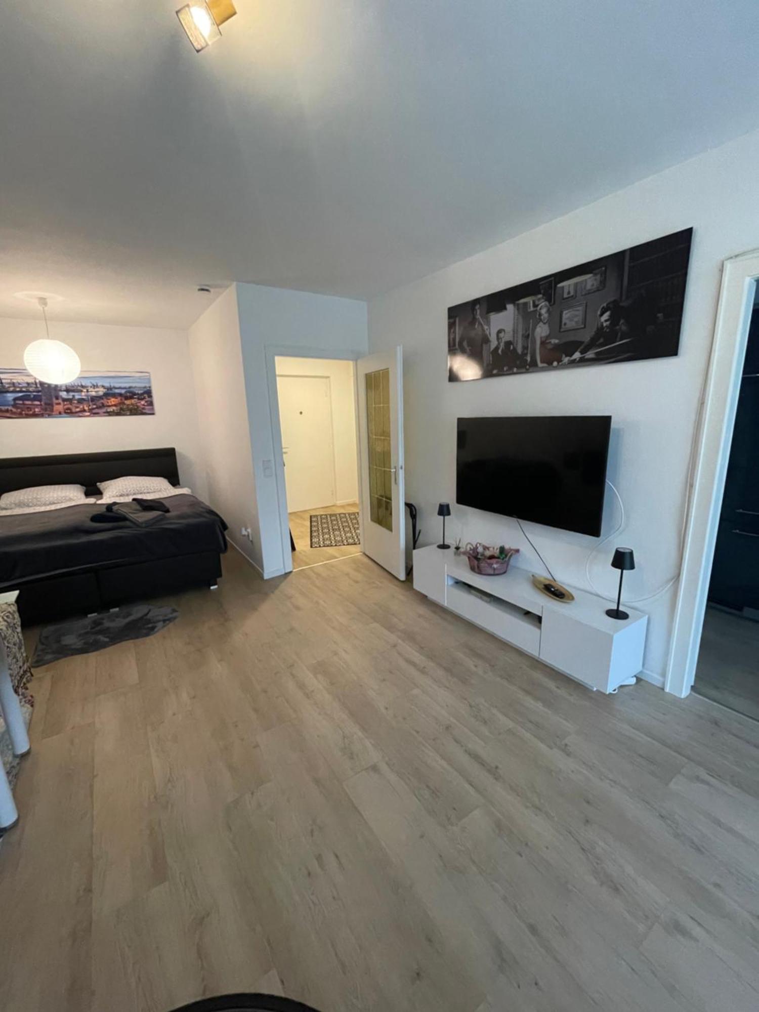 Gemuetliche, Moderne Wohnung Fuer 2-4 Personen Hamburg Exterior photo